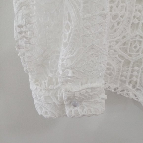 Ultra Pink White Lace Blouse - Picture 5 of 5